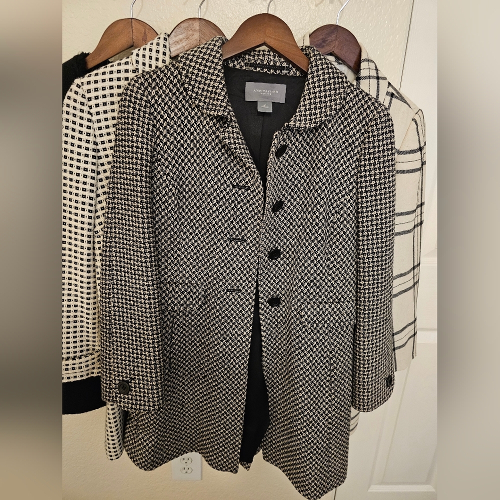 Ann Taylor Black Ivory Tan Jacket 8 Petite 8P Like New